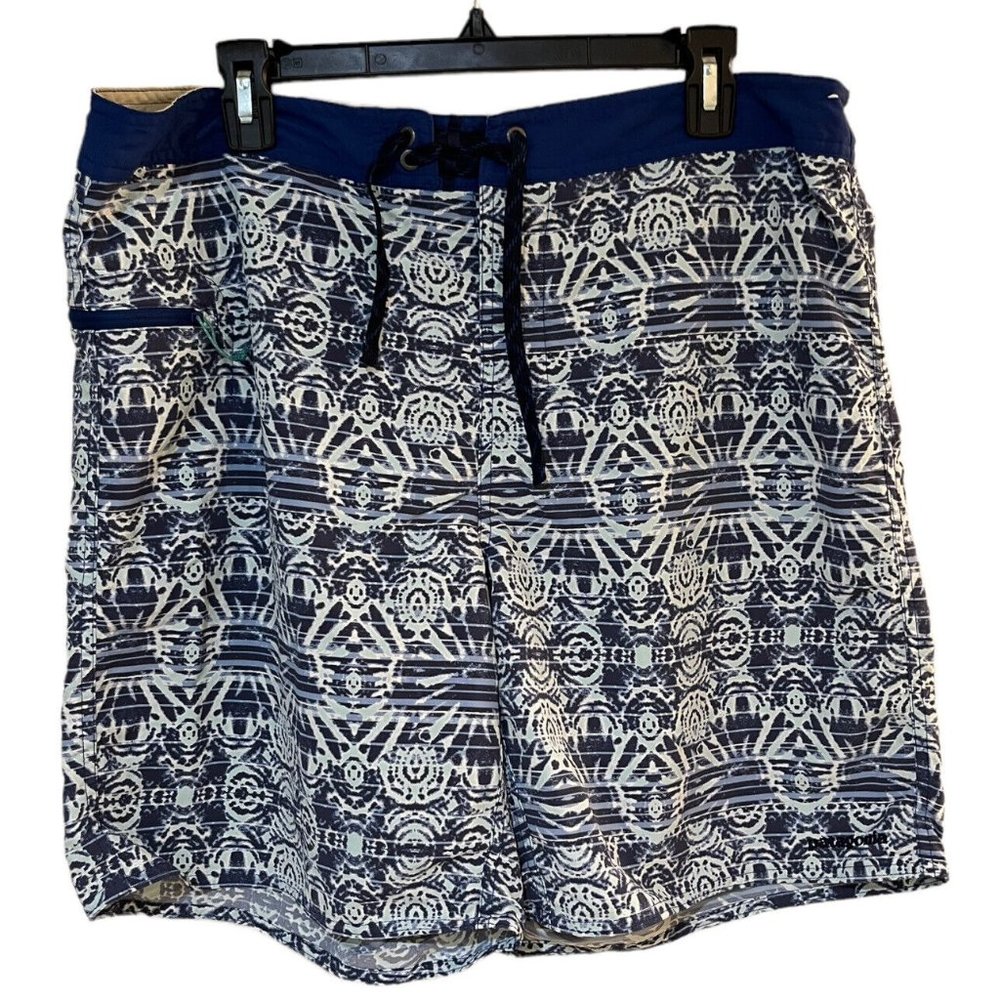 Patagonia Men's Board Shorts Nylon Blue & White Floral Aztec Geometric Sz 38 euc
